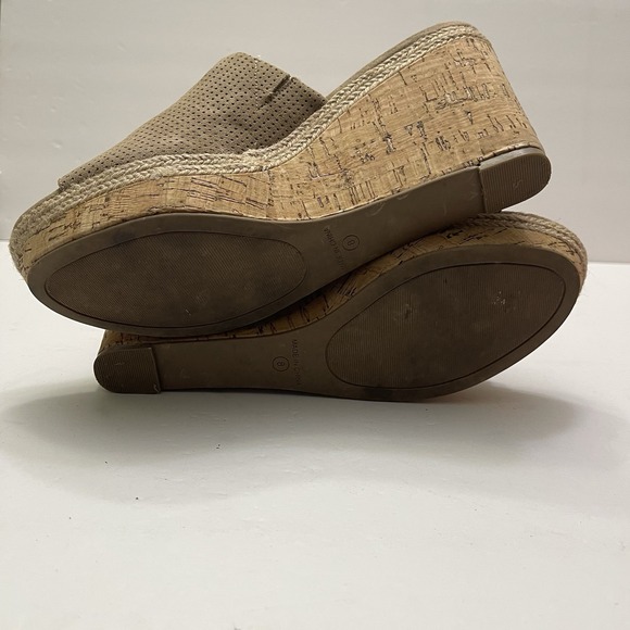 American Rag Shiraf Wedge Slide Beige Perforated Suede Cork Size 8 - Picture 8 of 11